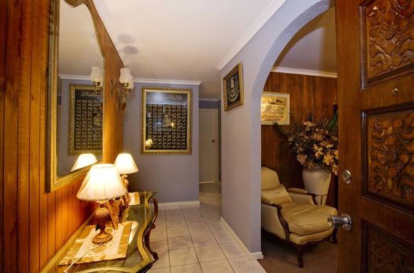 "Sweet Admirations" Picture 3