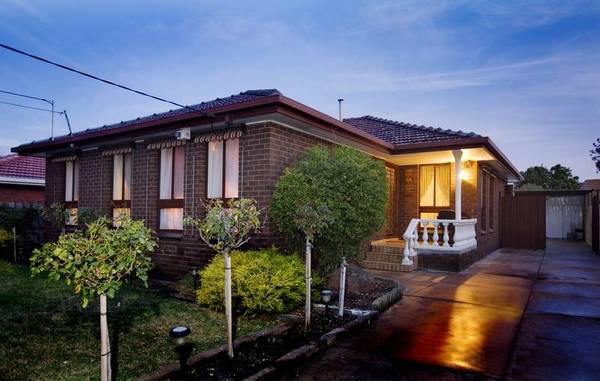 "Sweet Admirations" Picture 1