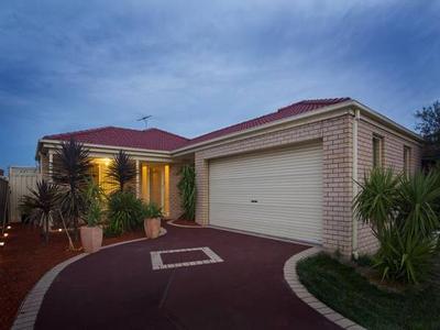 Smart Sleek Style Picture Smart Sleek Style Picture