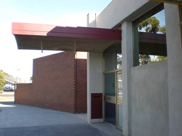 Bank On Success Here! Picture 1