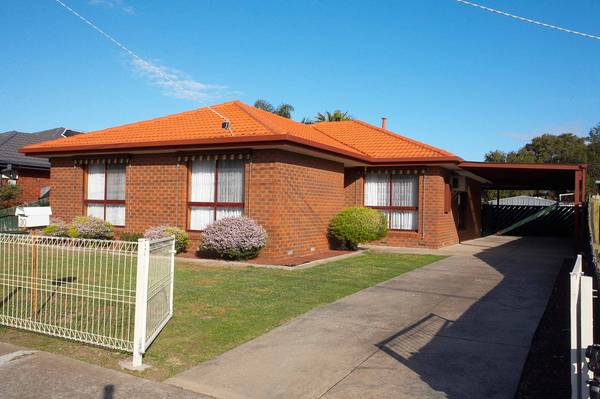 Loved Family Home - Ideal Location Picture 1