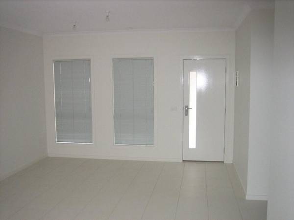 Brand New 2 Bedroom Villa Unit - Avail NOW!! Picture 2