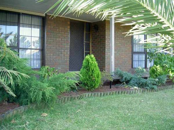 3 Bedroom Family Home - Avail NOW ! Picture