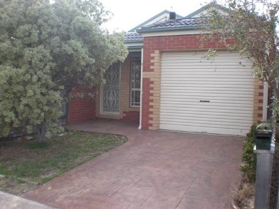 3 Bedroom Villa Unit - AVAIL NOW!!! Picture 3 Bedroom Villa Unit - AVAIL NOW!!! Picture