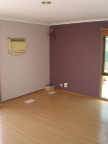 2 x Bedrooms available in this 4 Bedroom Home - AVAIL NOW! Picture