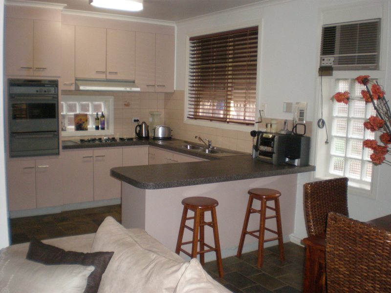 First TIme Offered for Rent & Immaculately Presented - APPLICATION PENDING! Picture 2