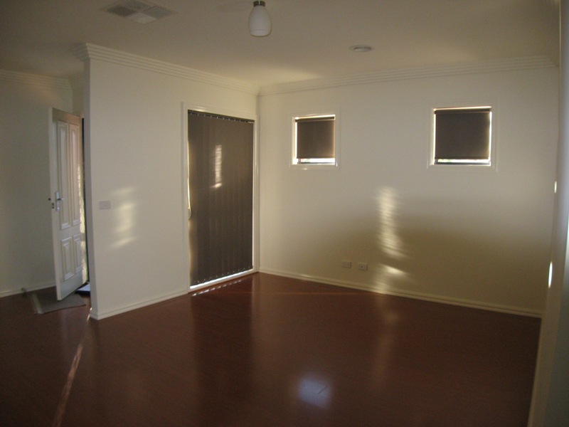 Executive Style 3x Bedroom Home - Avail Mid April!! Picture 3
