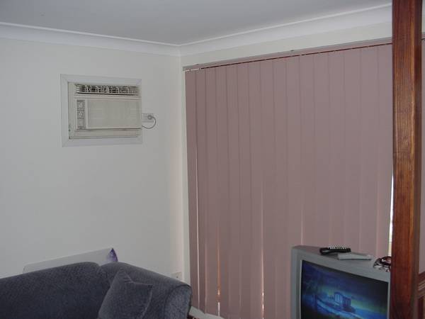 Neat as a Pin - 3 Bedroom Home - Avail Mid May!! Picture 2