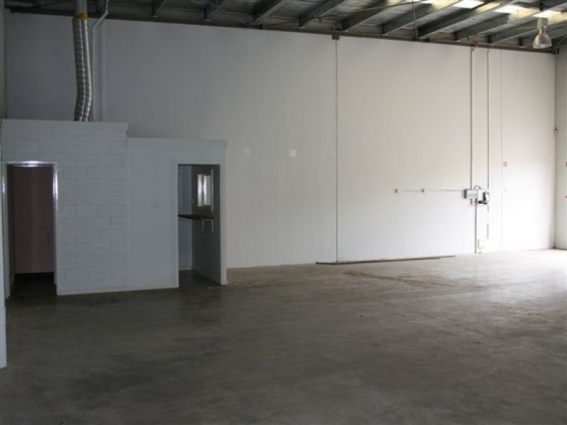 "Brilliant Factory Warehouse with Office" Picture 2