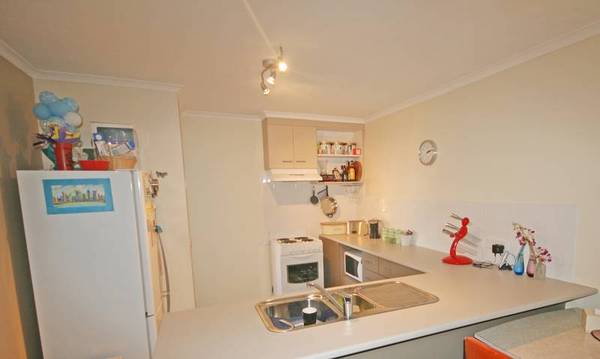 House size Living for A Quarter of the Price!! Picture 1