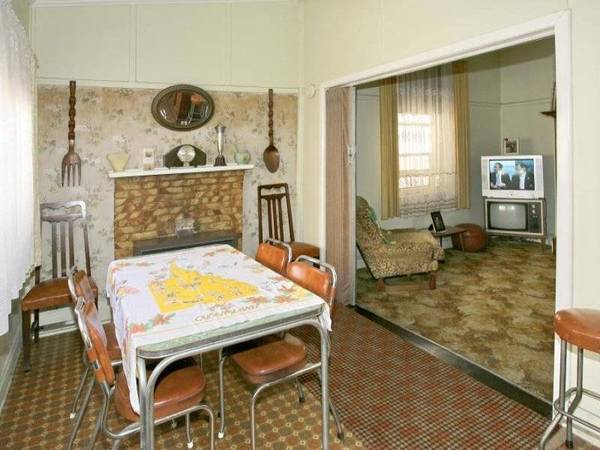 Spacious Family Home Picture 1