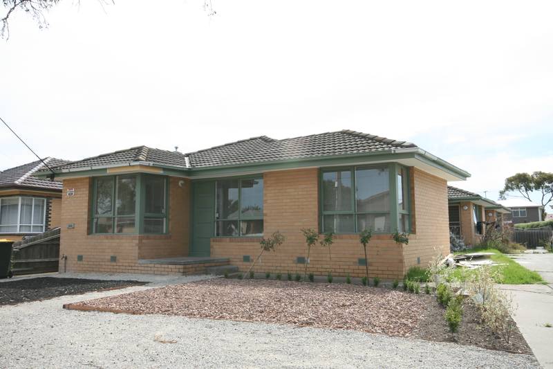 First Home Buyers Investors unit 3/47 Curlew st Picture 1