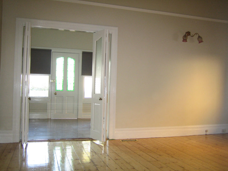 Stunning Renovated Victorian Period Home Picture