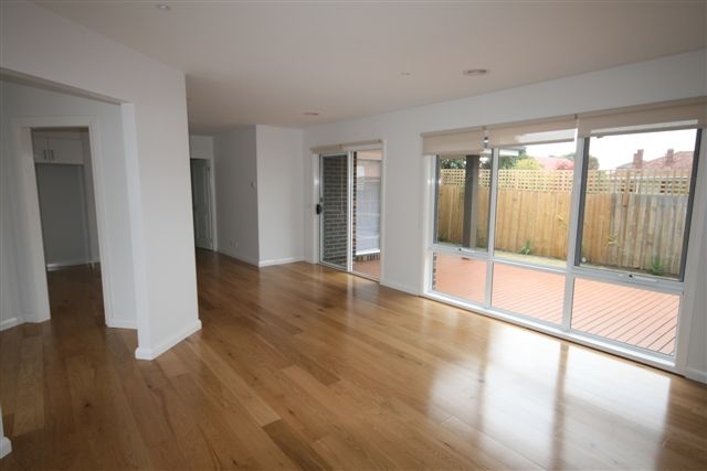 As New Single Level with Courtyard Picture As New Single Level with Courtyard Picture