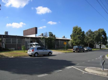 Outstanding Residential Townhouse Development Site 4,000 sqm Permit For 18 Townhouses. Picture 2