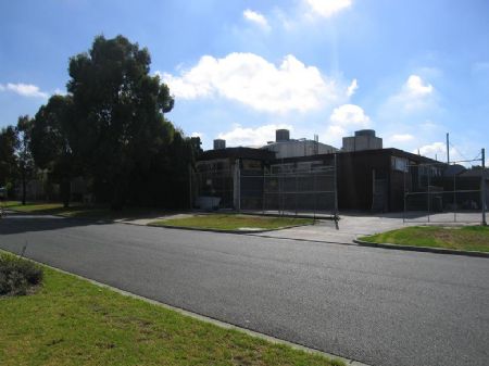 Outstanding Residential Townhouse Development Site 4,000 sqm Permit For 18 Townhouses. Picture 3