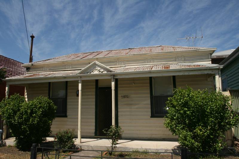 Delightful Victorian Home Picture 2