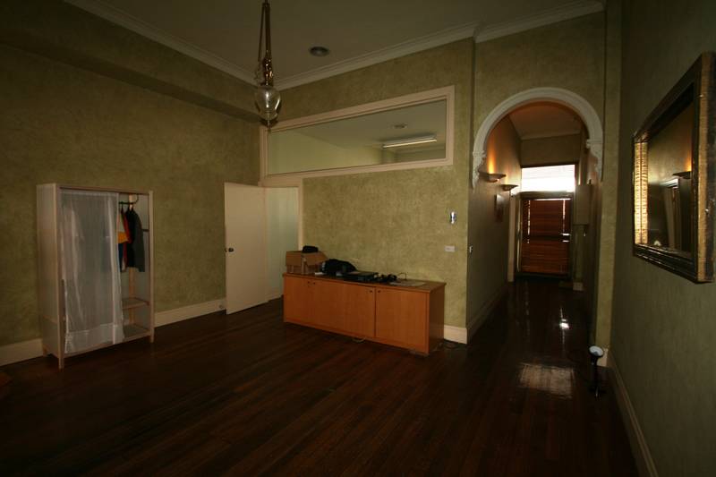 Fantastic Commercial Opportunity Picture 3