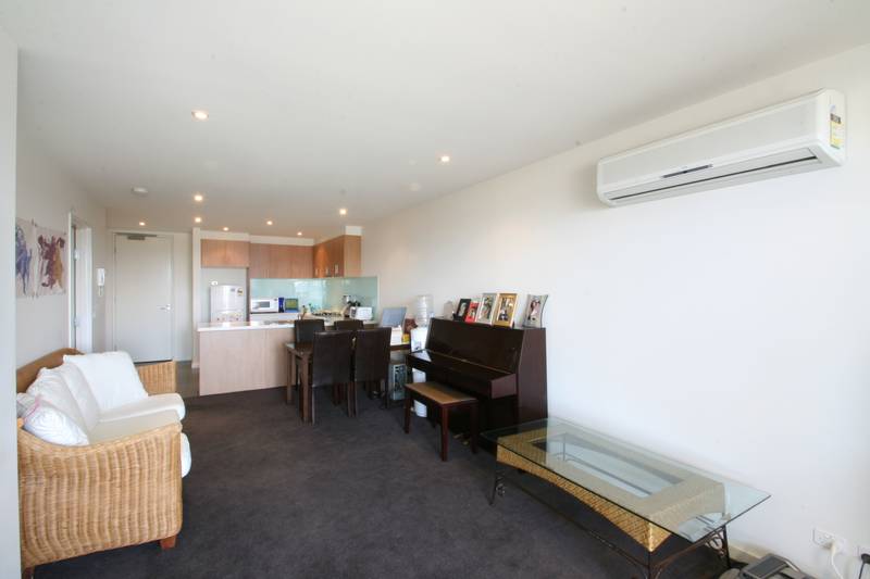 "Summer on the Terrace" Picture 3