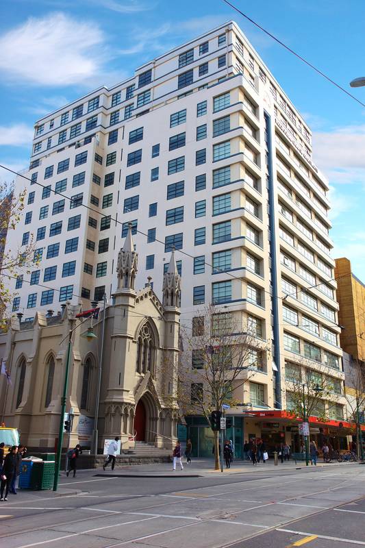 A weekend getaway, luxury pad or fantastic investment - The choice is yours!!!!! Picture 1