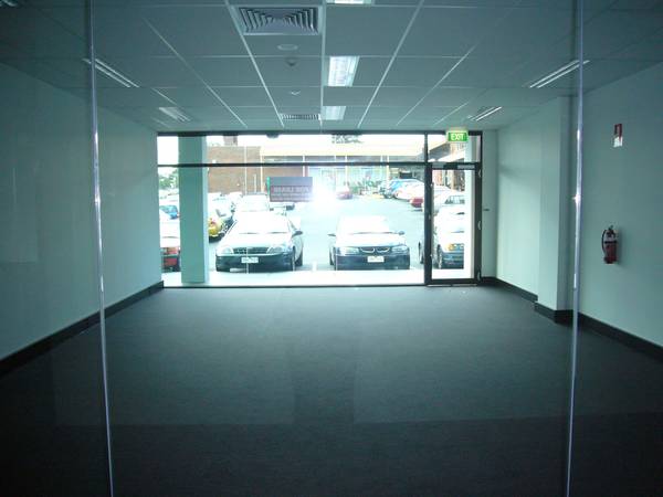 OFFICE IN WHEELERS HILL BUSINESS COMPLEX Picture 1