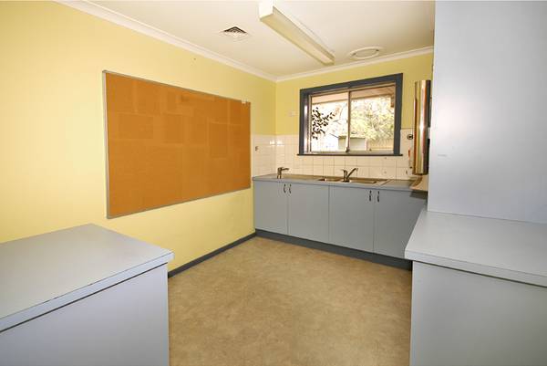 Visionary 'Handyman' Required Picture