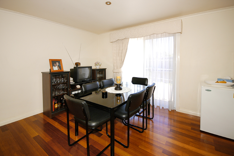 A Little Gem Picture 3