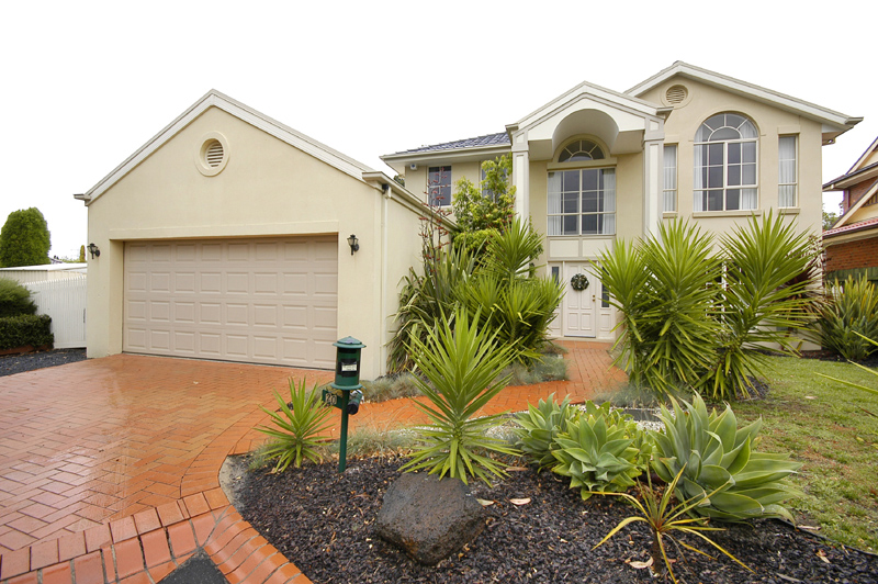 Contemporary Masterpiece Picture 1