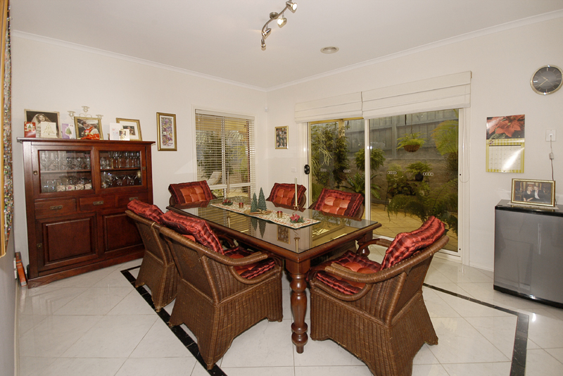 Contemporary Masterpiece Picture 2