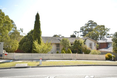 Golden Opportunity Near Caulfield Grammar Picture