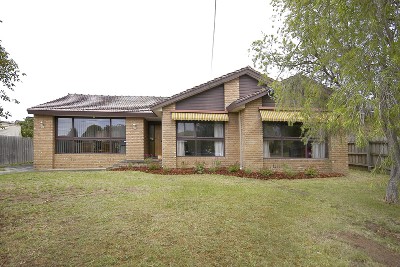 A Rare Opportunity to Improve in Wheelers Hill Picture