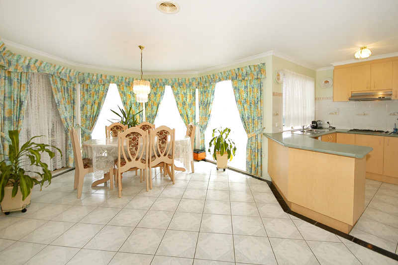 Spacious Family Living Picture 3