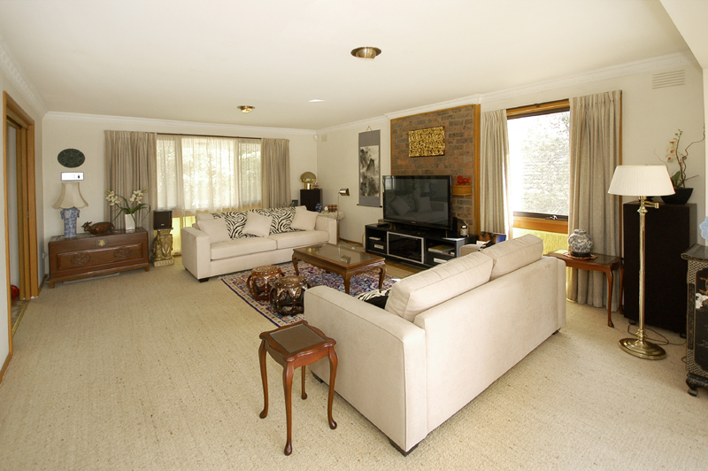 Easy Stroll to Caulfield Grammar Picture 3