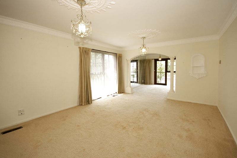 Easy Stroll to Caulfield Grammar! Picture 2