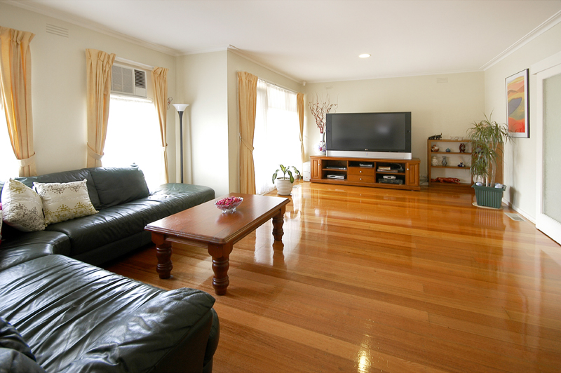 Well Loved Family Home in Brentwood Zone!!! Picture 2