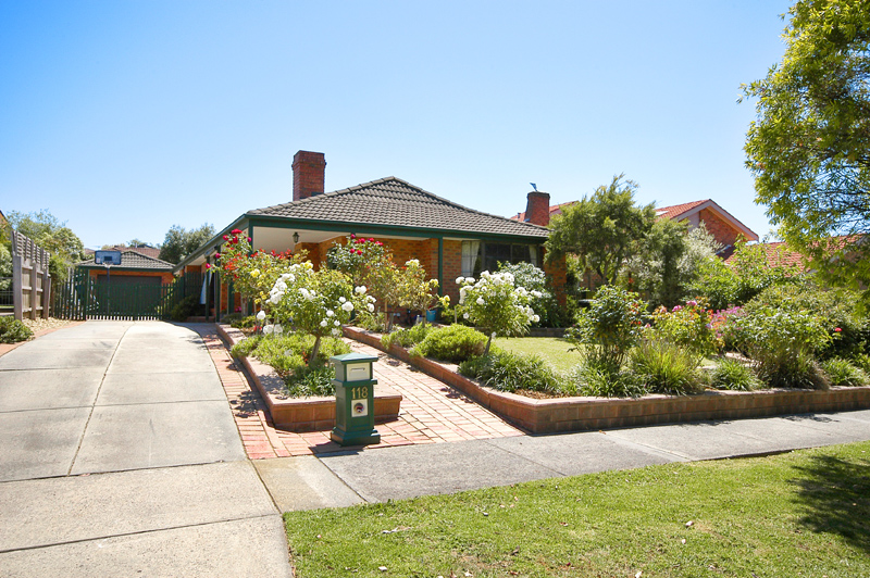 Presented to Please! Picture 1