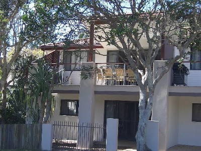 WOOLI HOLIDAY UNITS - PANADANUS Picture WOOLI HOLIDAY UNITS - PANADANUS Picture