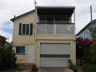 ANNIESEASCAPE Picture