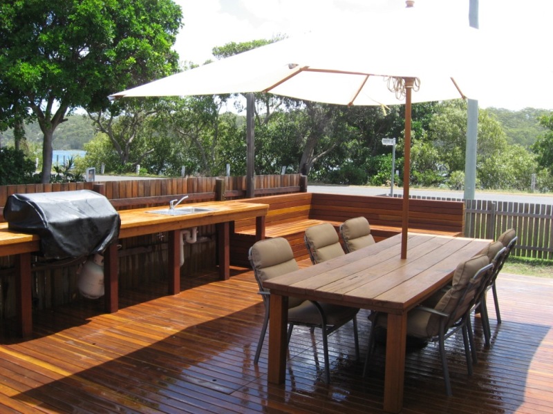 BLUE RIVER SHACK Picture 2