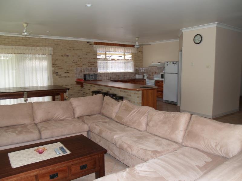 LEEWARD LODGE Picture 3
