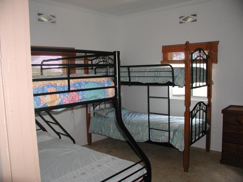 MINNIE JOY Picture 3