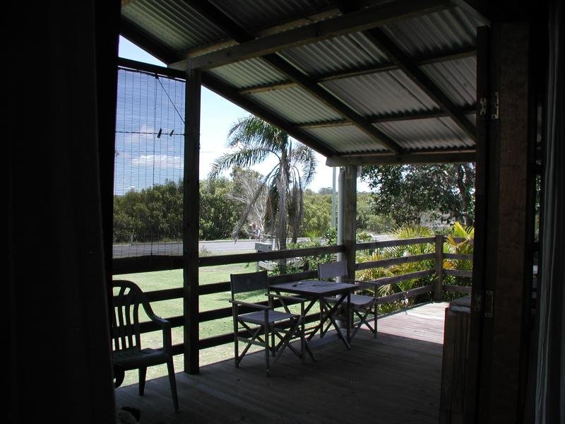 TULLENDERLY Picture 3