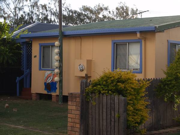 COSY COTTAGE Picture 1