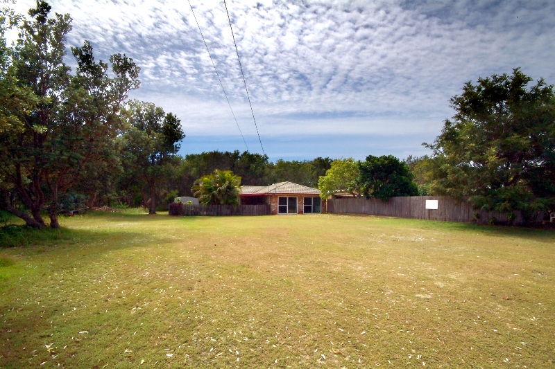 LOCATION, LOCATION, LOCATION Picture 3