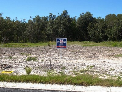 Approx 1/4 acre of Pure beachfront...AT WHAT PRICE???? Picture