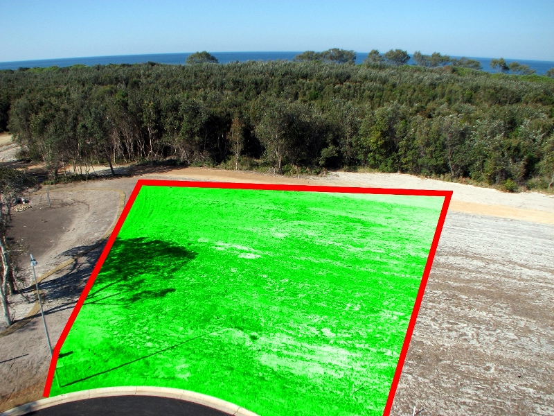 BEACHFRONT LAND - ALL OFFERS CONSIDERED!!! Picture 1