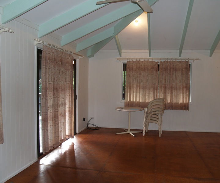 12 Little River Close AVAILABLE NOW!! Picture 2