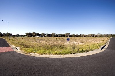 HUGE CORNER BLOCK....YOUR BEACHSIDE BLANK CANVAS Picture