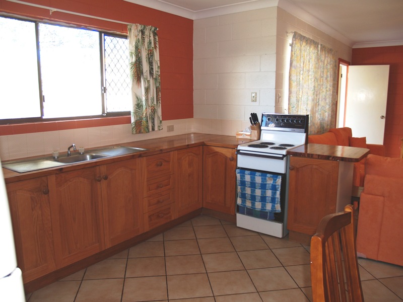 PERMANENT RENTAL - MINNIE WATERS Picture 3