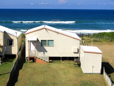 Absolute Beachfront Development Opportunity. Picture